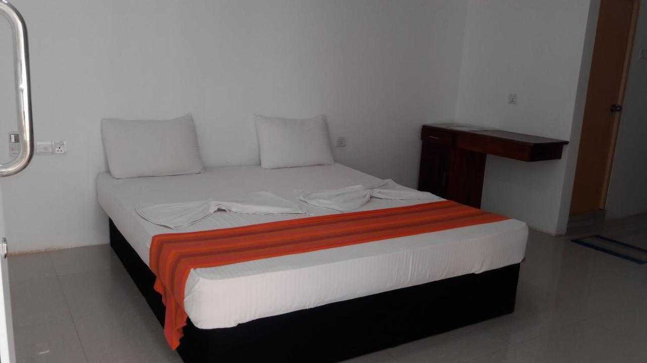 Sudunelum Holiday Resort Anuradhapura Phòng bức ảnh